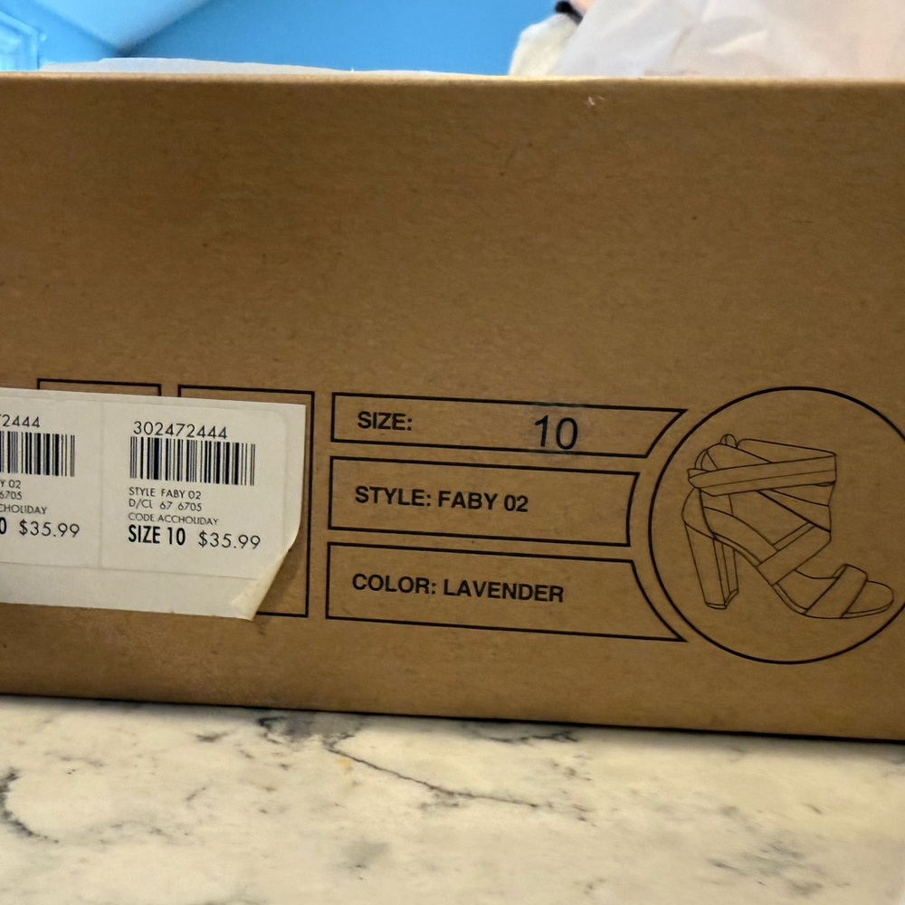NIB 🏷️ Elegant Lavender Charlotte Russe Heeled Sandals - Picture 3 of 3